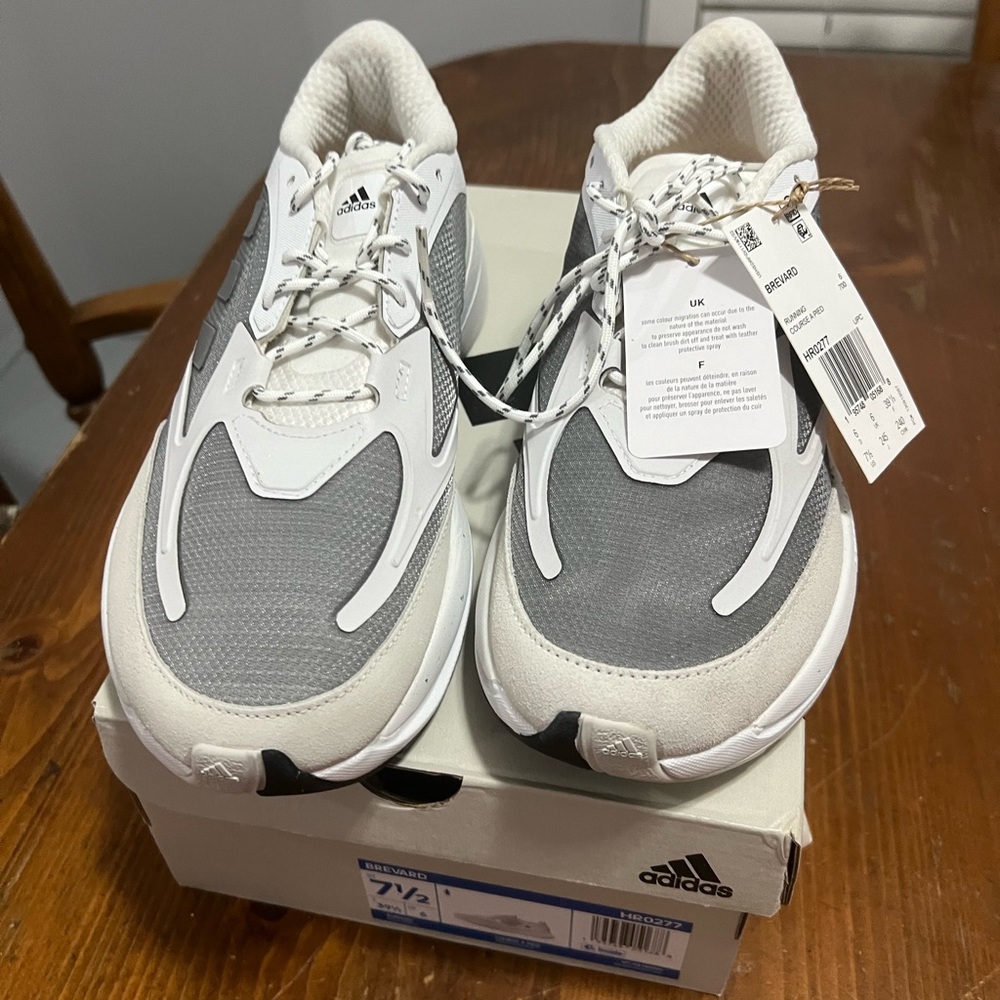 Women’s Adidas 7.5 Brevard NWT and box